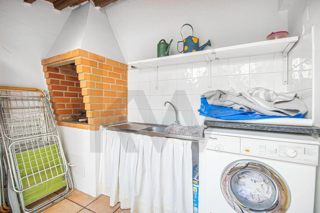 Moradia T4 para Venda em Santo Antonio da Charneca Foto 45