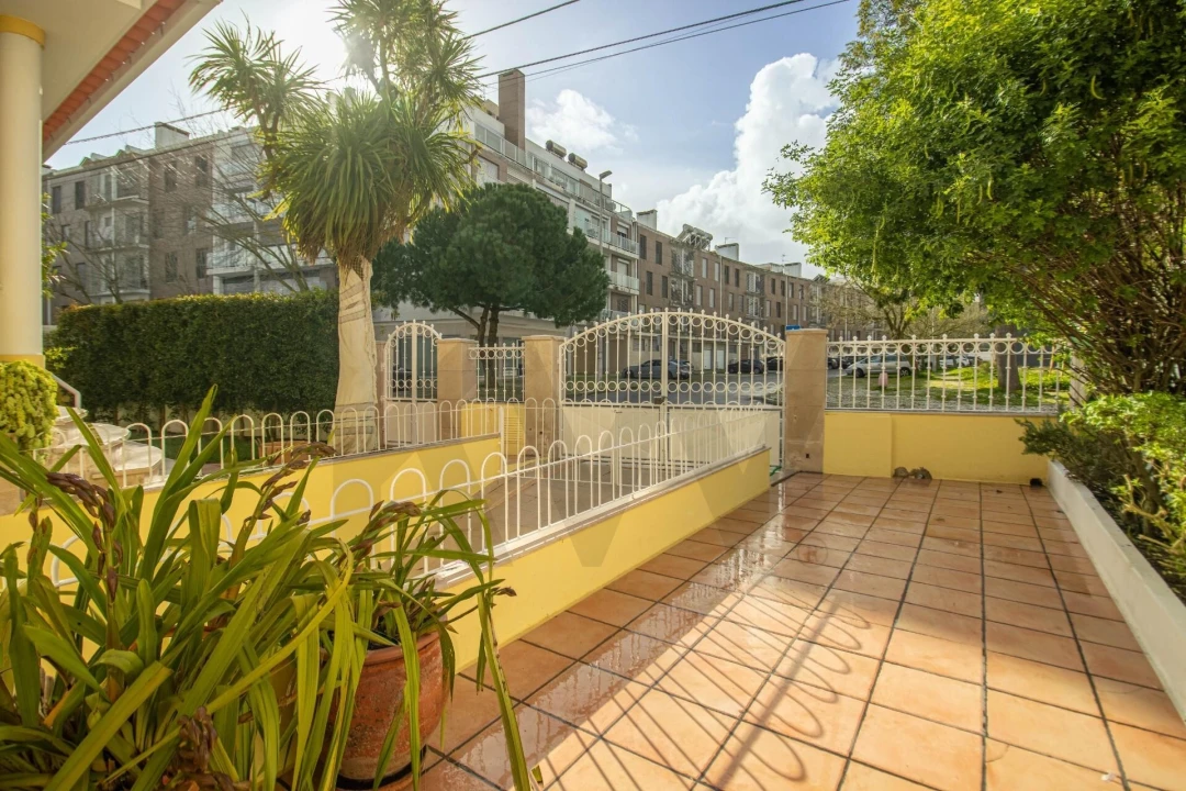 Moradia T4 para Venda em Santo Antonio da Charneca Foto 48