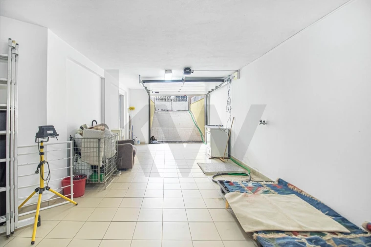 Moradia T4 para Venda em Santo Antonio da Charneca Foto 38