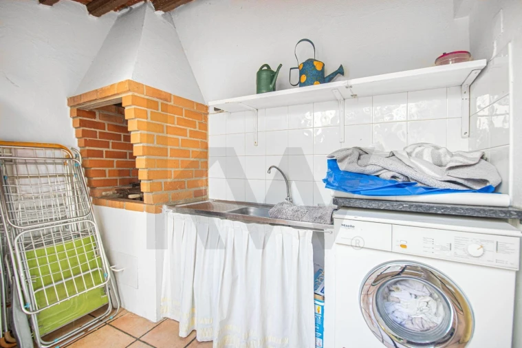 Moradia T4 para Venda em Santo Antonio da Charneca Foto 45