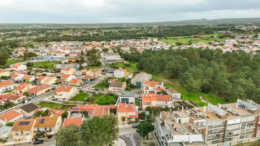 Moradia T4 para Venda em Santo Antonio da Charneca Foto 57