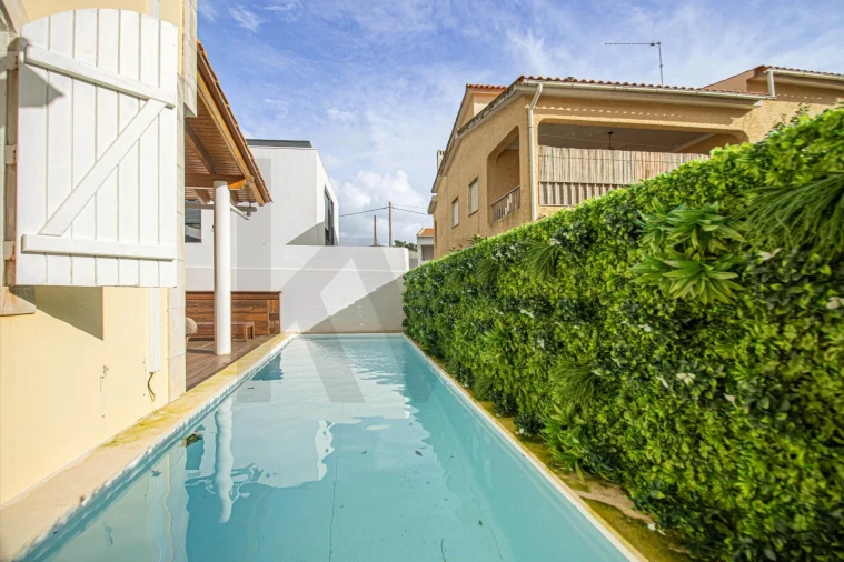 Moradia T4 para Venda em Santo Antonio da Charneca Foto 51