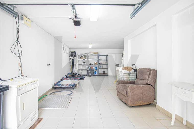 Moradia T4 para Venda em Santo Antonio da Charneca Foto 36