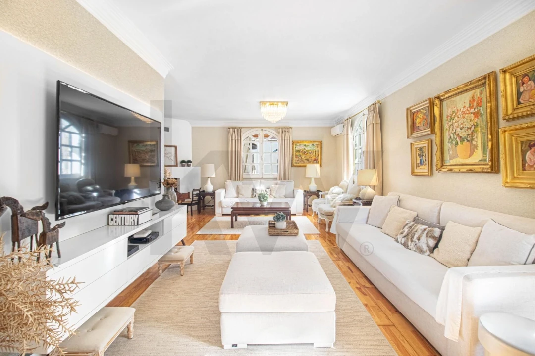 Moradia T4 para Venda em Santo Antonio da Charneca Foto 8