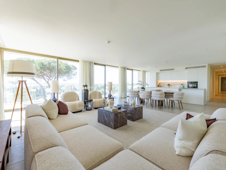 Apartamento T4 para Venda em Lagoa e Carvoeiro Foto 1