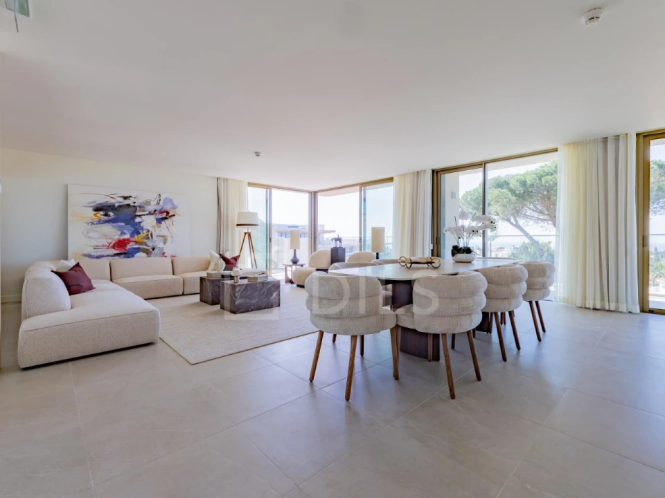 Apartamento T4 para Venda em Lagoa e Carvoeiro Foto 3