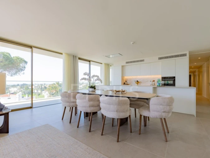 Apartamento T4 para Venda em Lagoa e Carvoeiro Foto 4