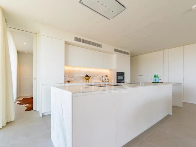 Apartamento T4 para Venda em Lagoa e Carvoeiro Foto 5