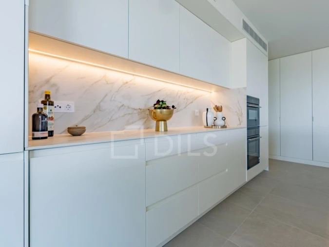 Apartamento T4 para Venda em Lagoa e Carvoeiro Foto 6