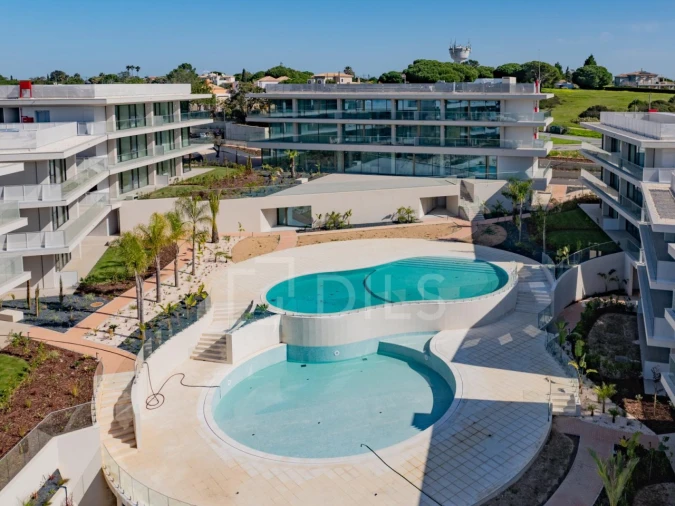 Apartamento T4 para Venda em Lagoa e Carvoeiro Foto 36