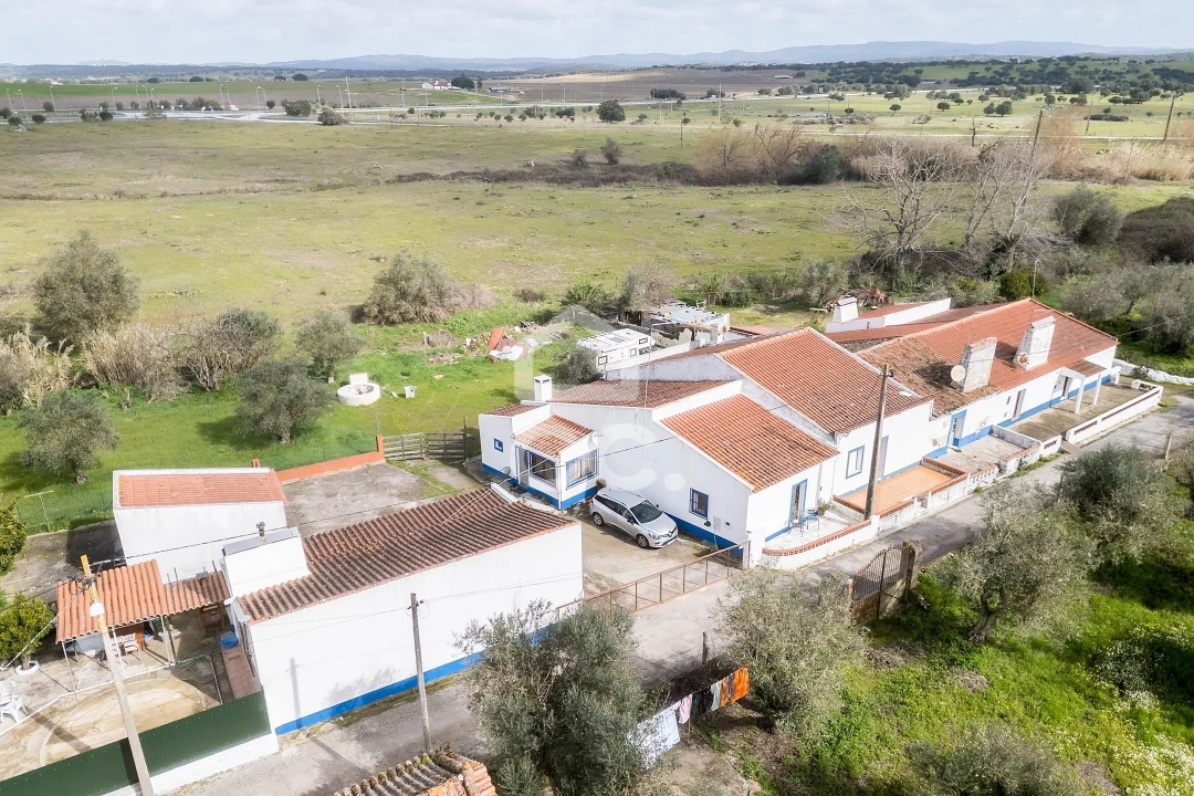 Moradia T2 para Venda em São Miguel de Machede Foto 38