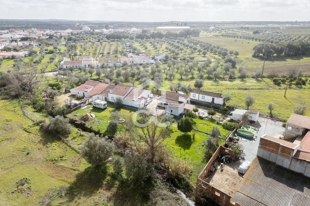 Moradia T2 para Venda em São Miguel de Machede Foto 42