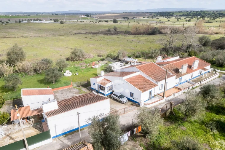 Moradia T2 para Venda em São Miguel de Machede Foto 38