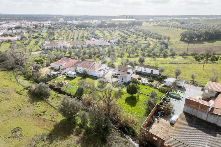 Moradia T2 para Venda em São Miguel de Machede Foto 42