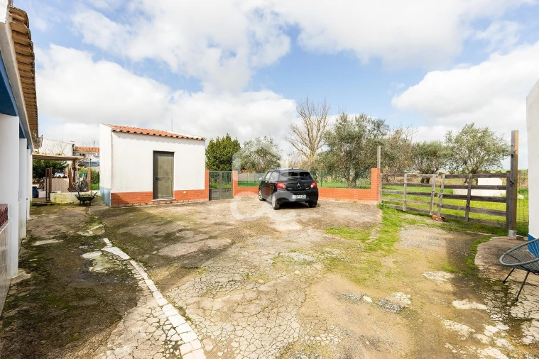 Moradia T2 para Venda em São Miguel de Machede Foto 22