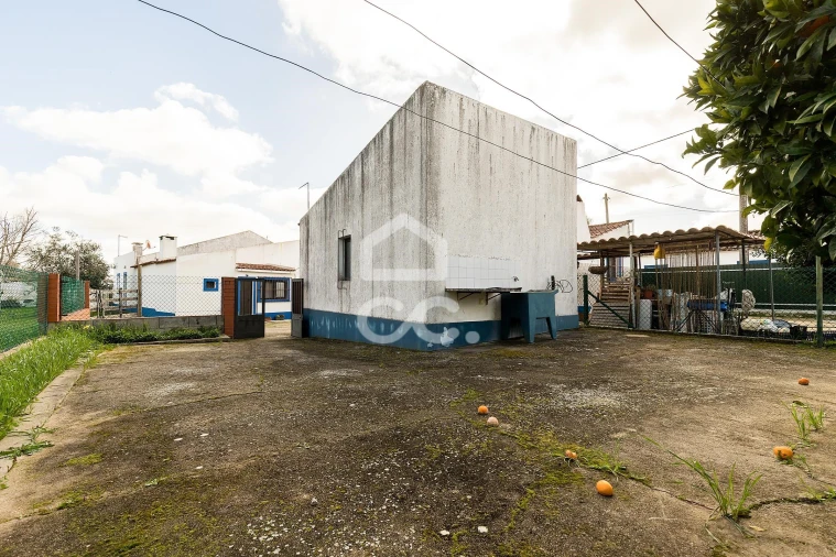 Moradia T2 para Venda em São Miguel de Machede Foto 28