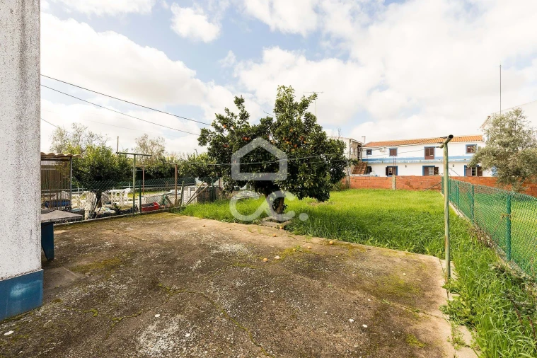 Moradia T2 para Venda em São Miguel de Machede Foto 25