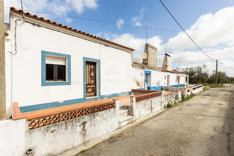 Moradia T2 para Venda em São Miguel de Machede Foto 29