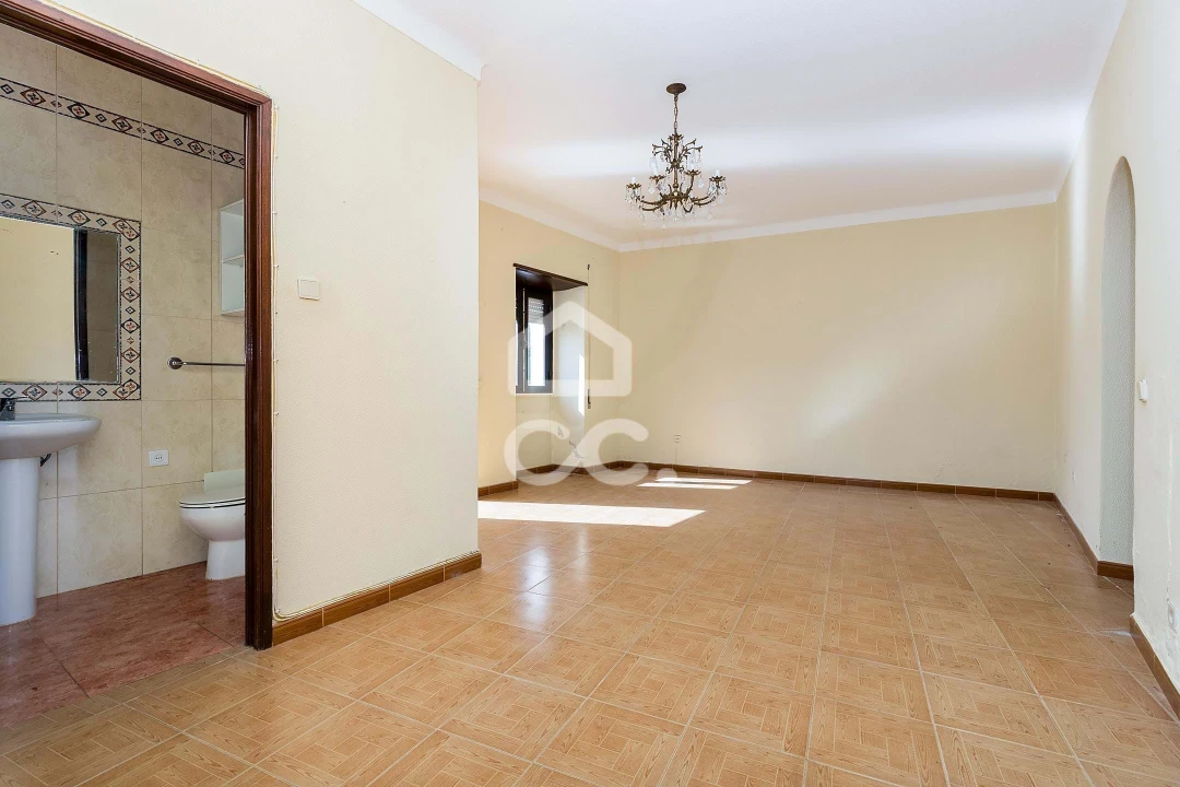 Moradia T2 para Venda em São Miguel de Machede Foto 5