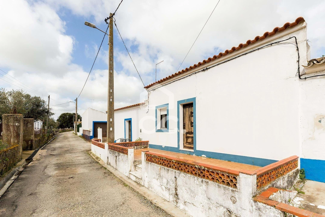 Moradia T2 para Venda em São Miguel de Machede Foto 30