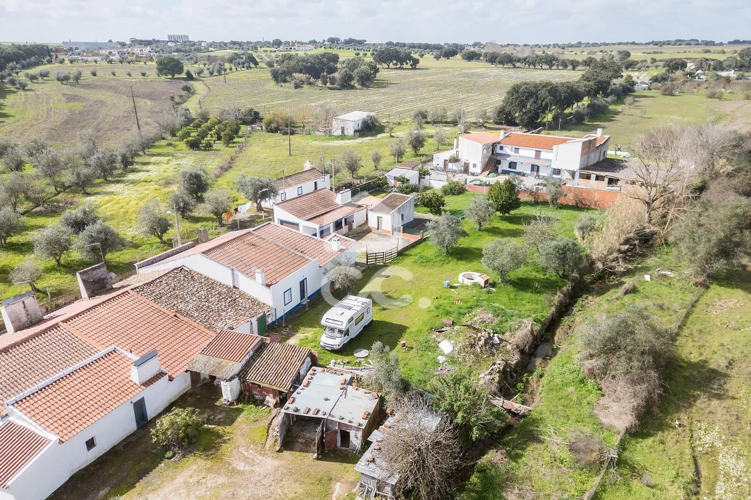 Moradia T2 para Venda em São Miguel de Machede Foto 39