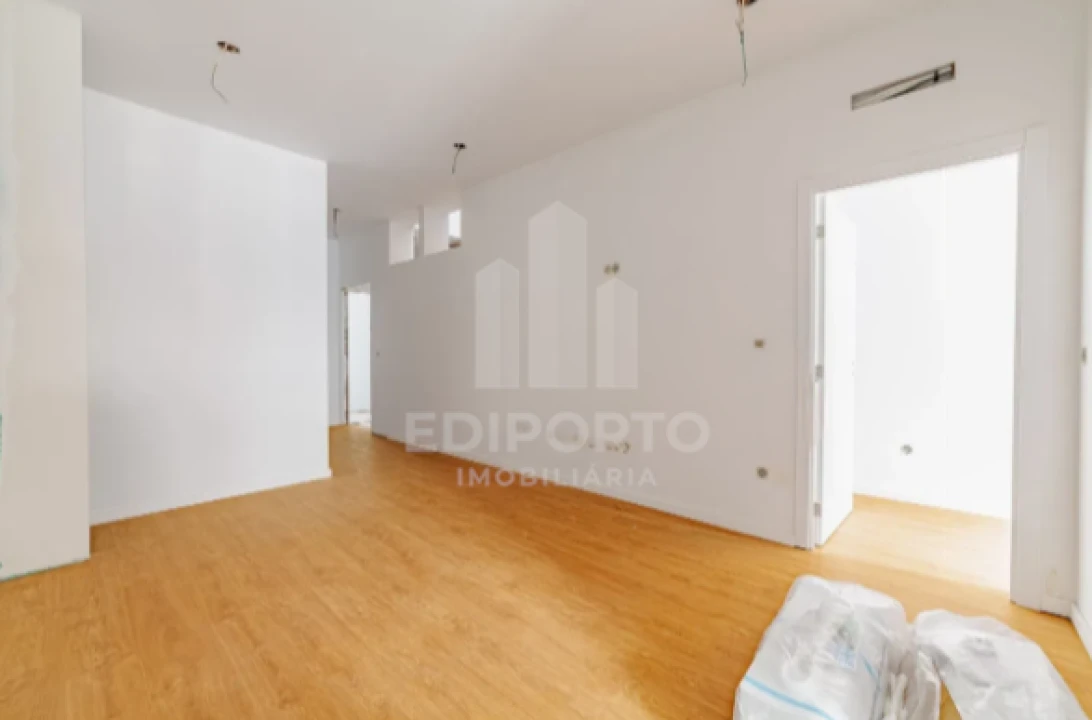 Apartamento T1 para Venda em Campanhã Foto 3