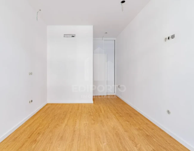 Apartamento T1 para Venda em Campanhã Foto 10