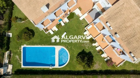 Moradia T2 para Venda em Quarteira