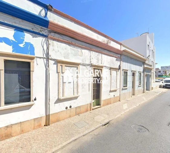 Moradia T4 para Venda em Faro (Sé e São Pedro)