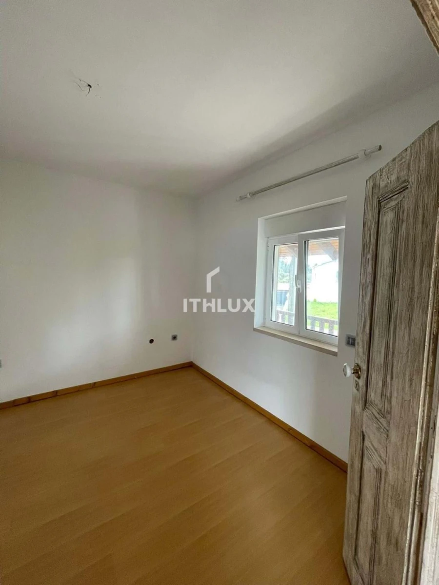 Moradia T4 para Venda em Maceira Foto 16