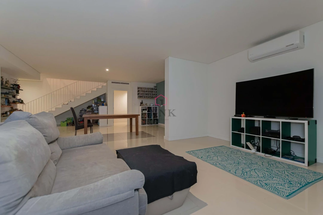 Apartamento T4 para Venda em São Martinho Foto 22