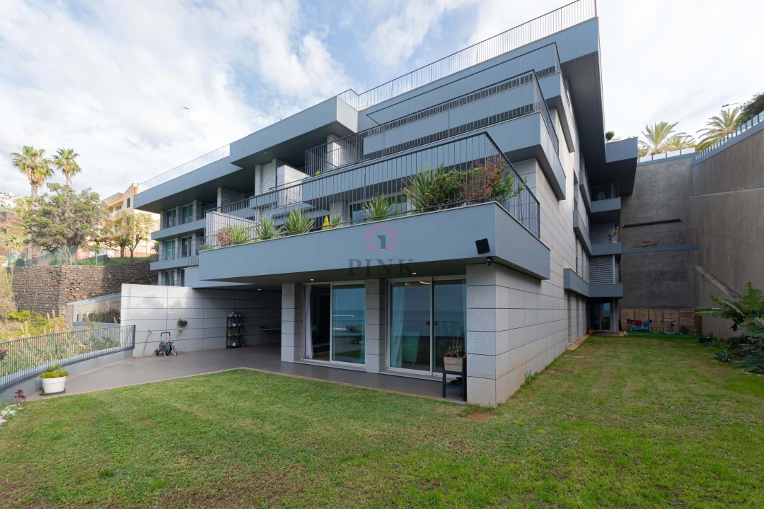 Apartamento T4 para Venda em São Martinho Foto 1