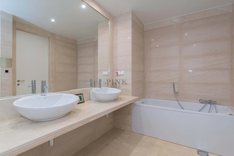 Apartamento T4 para Venda em São Martinho Foto 19