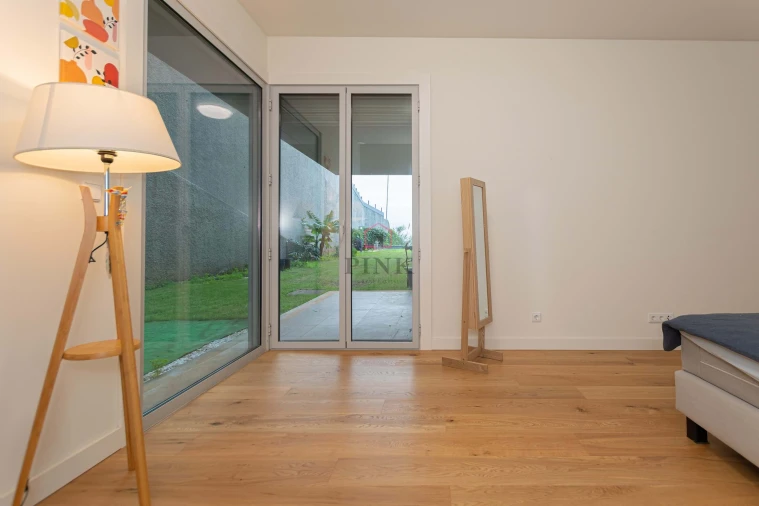 Apartamento T4 para Venda em São Martinho Foto 17