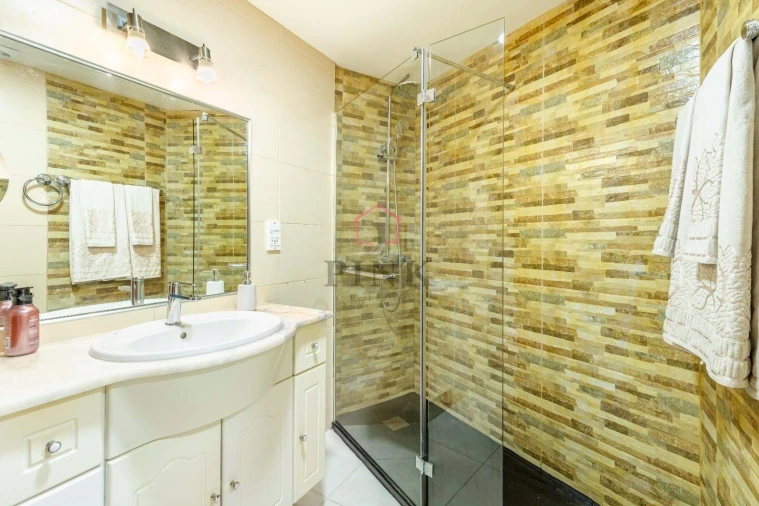 Apartamento T2 para Venda em Santa Cruz Foto 10