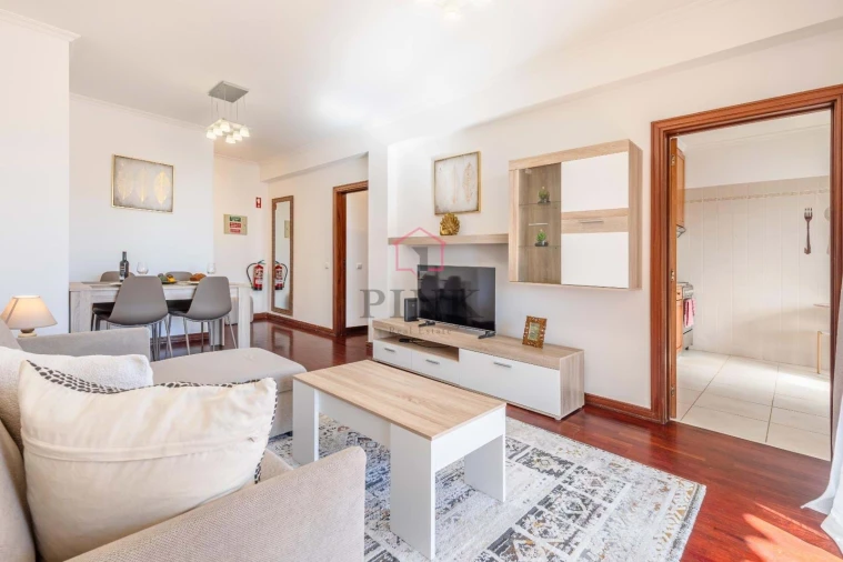 Apartamento T2 para Venda em Santa Cruz