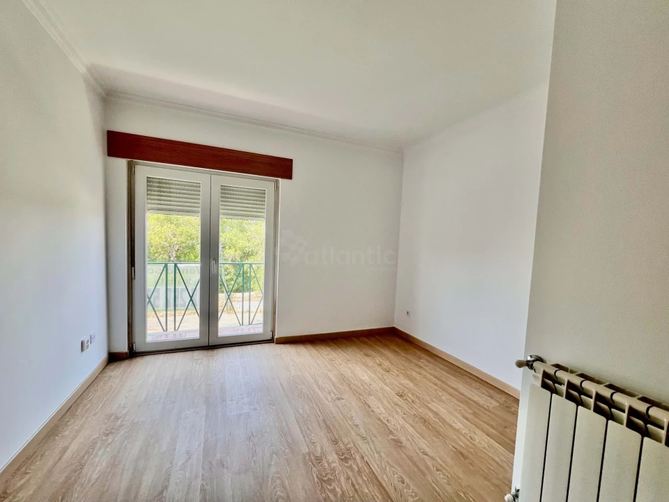Apartamento T3 para Venda em São Domingos de Rana Foto 41
