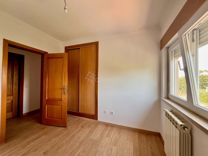 Apartamento T3 para Venda em São Domingos de Rana Foto 32