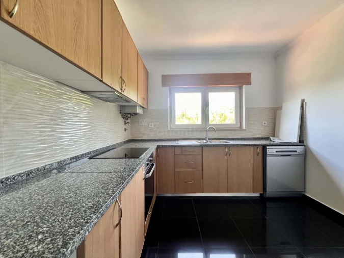 Apartamento T3 para Venda em São Domingos de Rana Foto 24