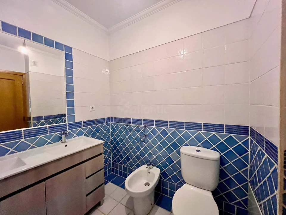 Apartamento T3 para Venda em São Domingos de Rana Foto 30