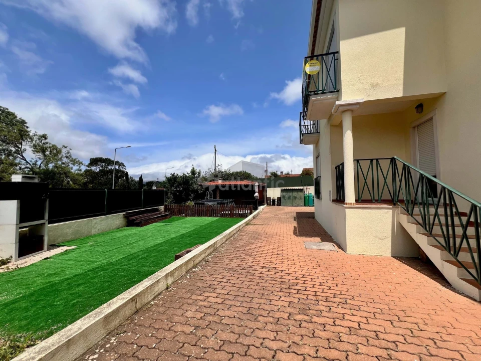 Apartamento T3 para Venda em São Domingos de Rana Foto 43