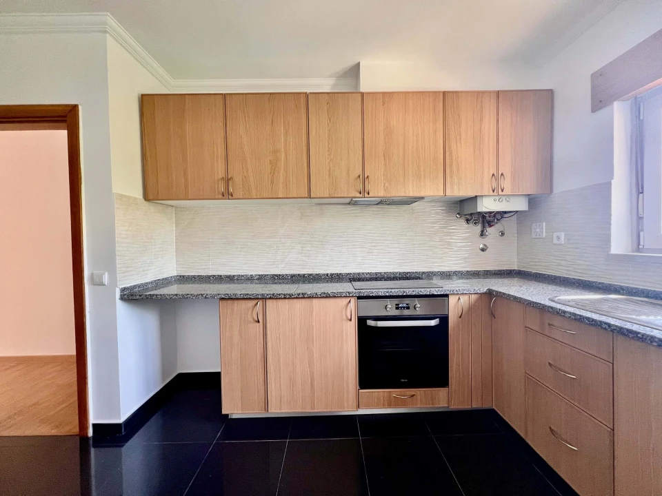 Apartamento T3 para Venda em São Domingos de Rana Foto 20