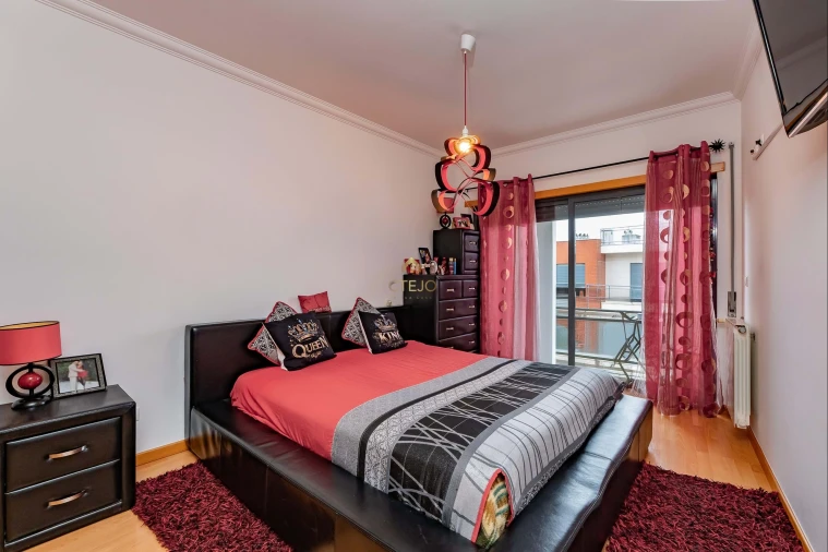 Apartamento T3 para Venda em Vialonga Foto 15