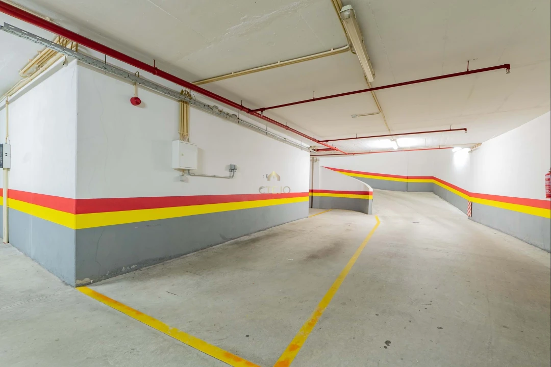 Apartamento T3 para Venda em Vialonga Foto 26