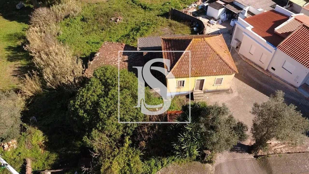 Moradia T3 para Venda em Miragaia e Marteleira Foto 17