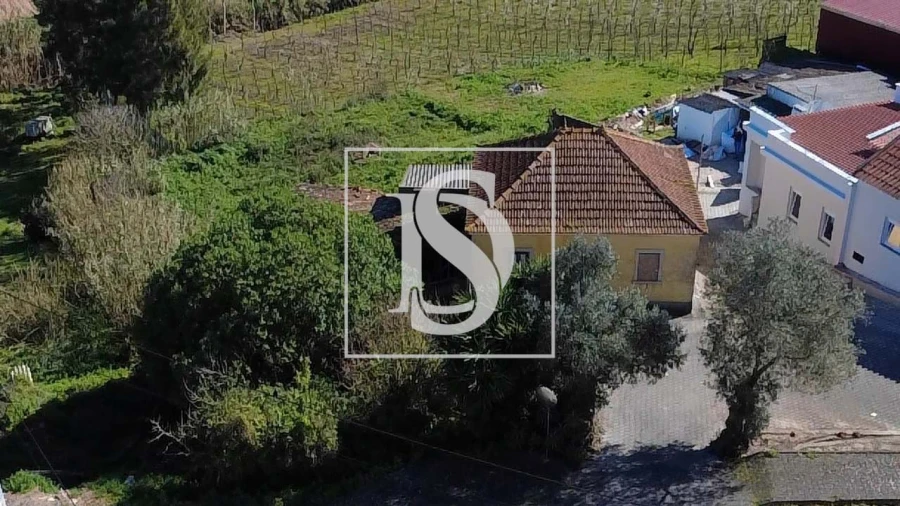 Moradia T3 para Venda em Miragaia e Marteleira Foto 10