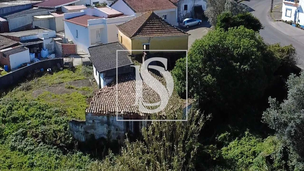 Moradia T3 para Venda em Miragaia e Marteleira Foto 7