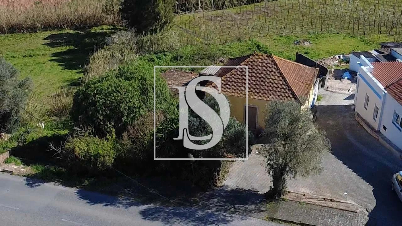 Moradia T3 para Venda em Miragaia e Marteleira Foto 11