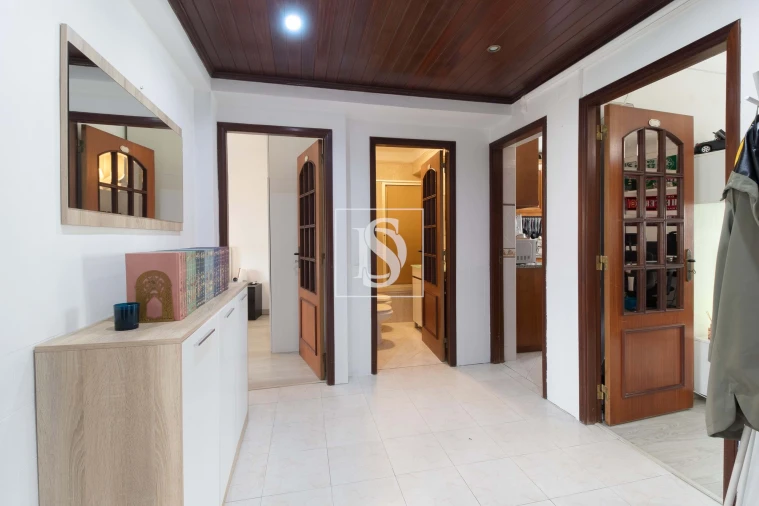 Apartamento T2 para Venda em Baixa da Banheira e Vale da Amoreira