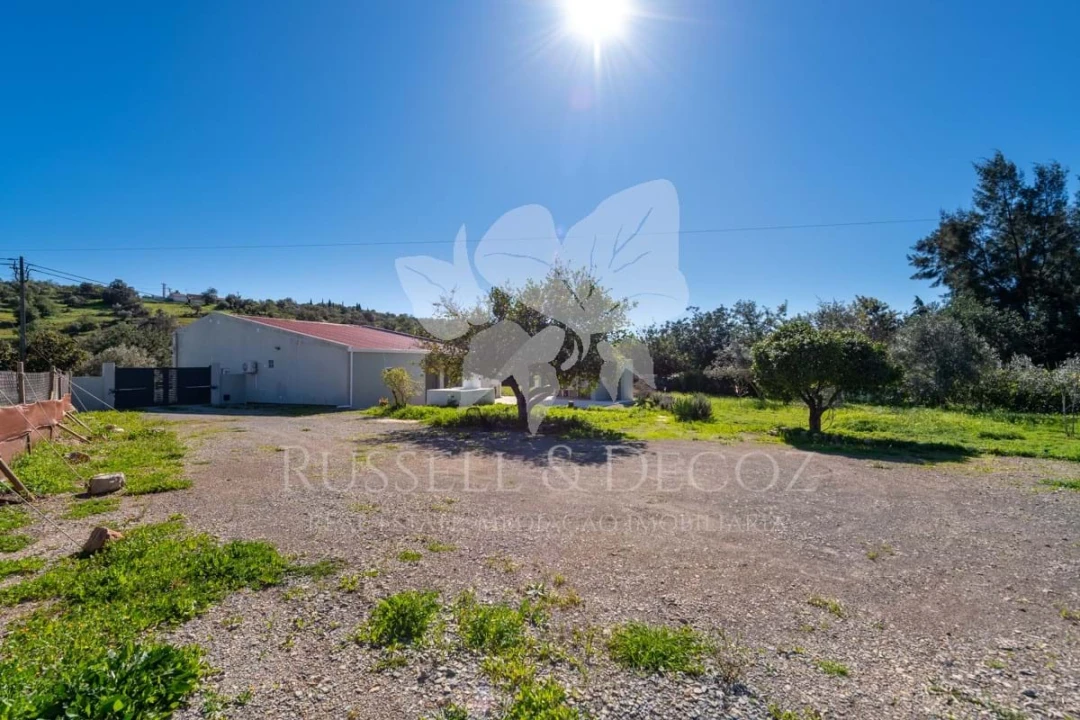 Quinta T3 para Venda em Santa Catarina da Fonte do Bispo Foto 39
